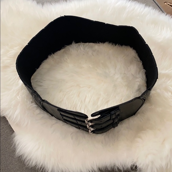 Bebe high waist 3 buckle belt - Picture 8 of 11